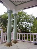 旧見付学校　エンタシス様式に近似した飾り柱