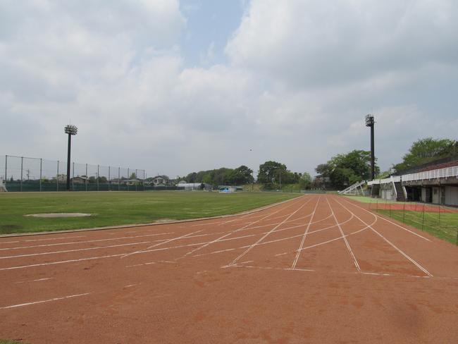 陸上競技場　トラック
