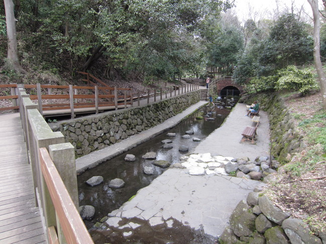 湧水広場