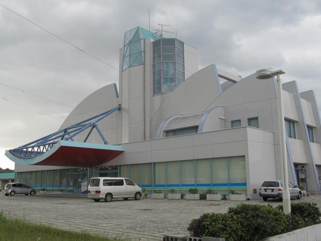 ホール