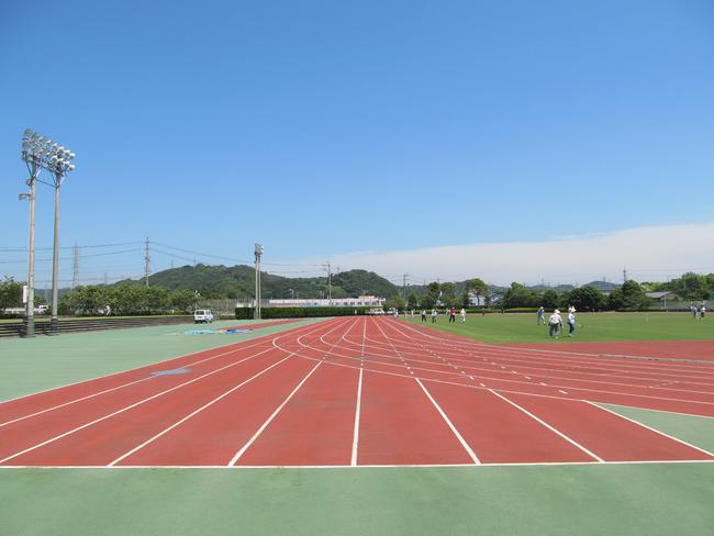 陸上競技場