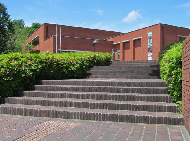 階段・建物