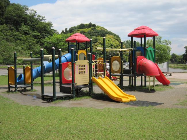 菊川運動公園　わんぱくフィールド