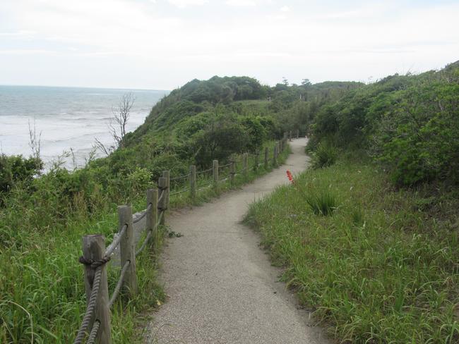 御前崎ケープパーク　海側の遊歩道
