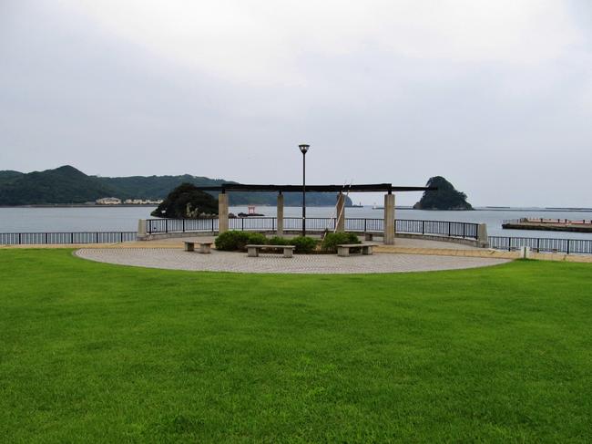 まどが浜海遊公園 みさご島・芝生・休憩所