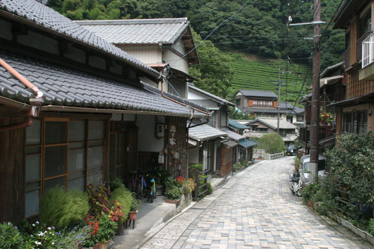 宇津ノ谷集落