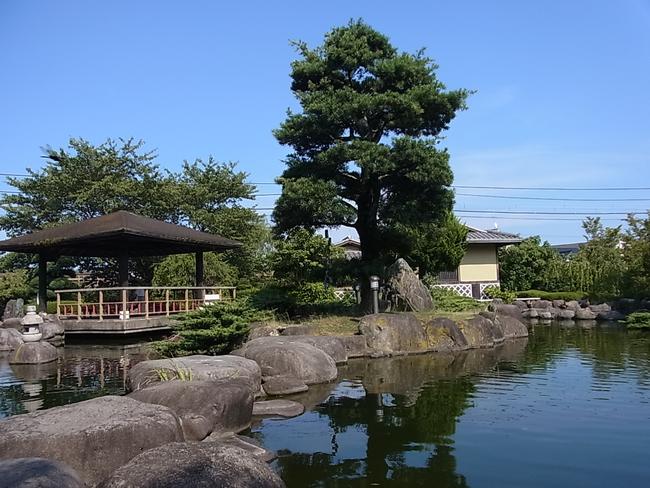 東屋
