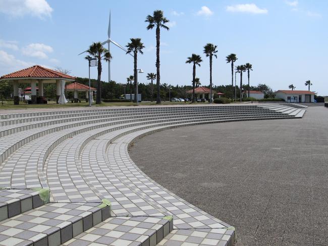 なぎさ広場全景