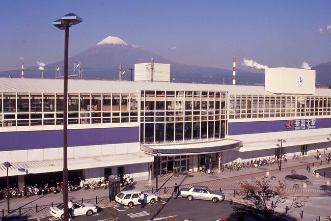 新富士駅（南側）