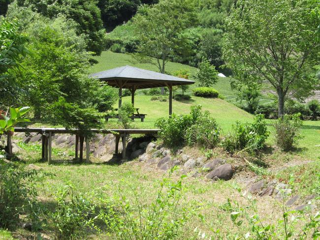 芝生広場