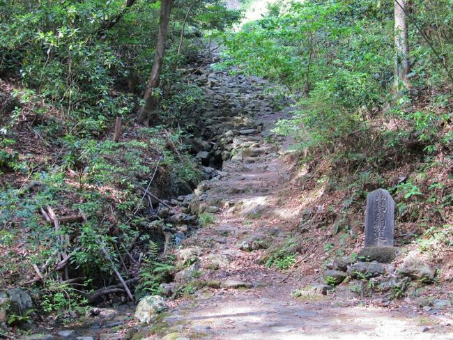つたの細道　藤枝側入口