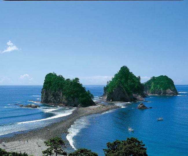 干潮時の「海の道」