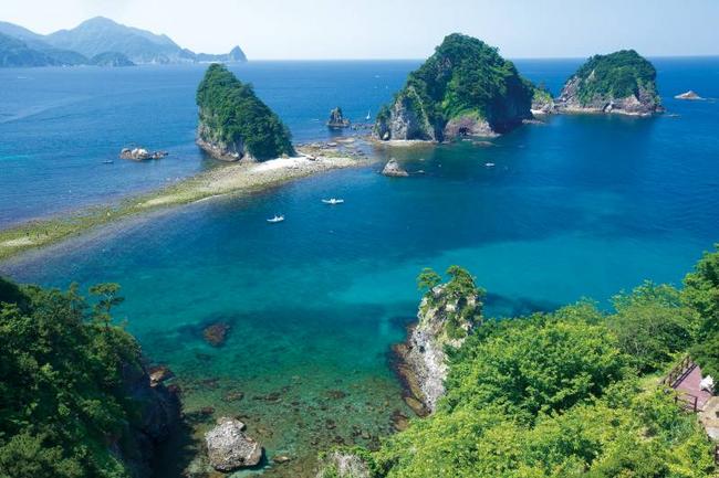 堂ヶ島トンボロ 三四郎島とトンボロ