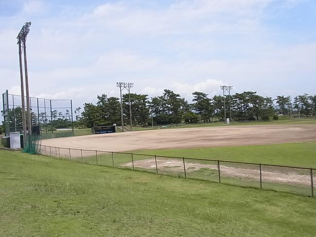 浅羽体育センター   浅羽球技場