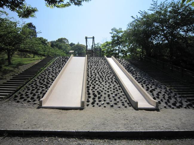 トリム広場への階段
