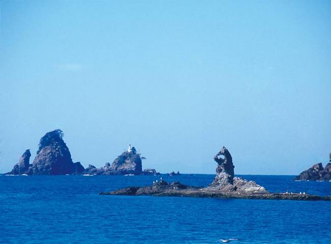 田子漁港町並み 田子海岸
