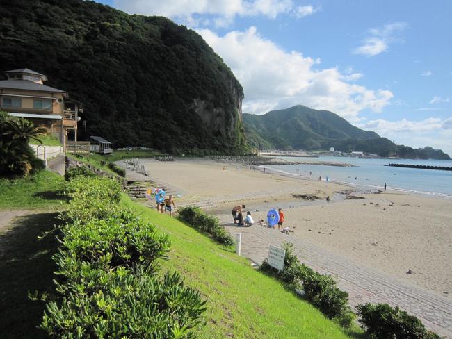 キャンプ場と海水浴場