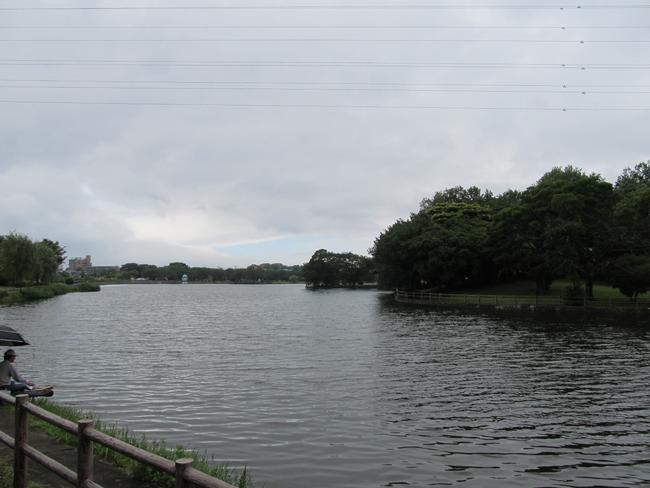 東付近