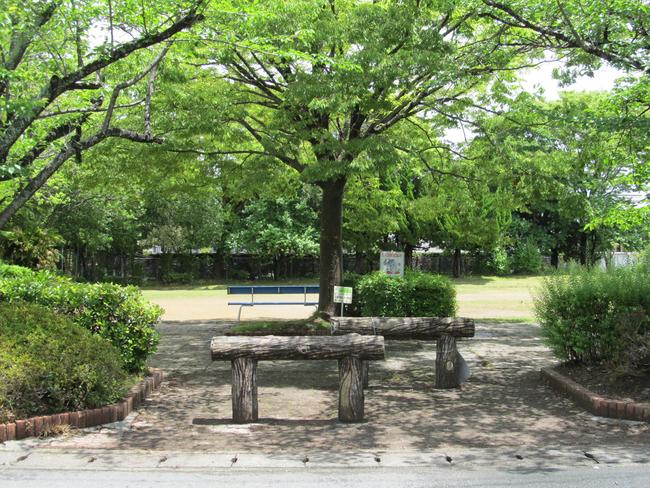 一番町公園　入口