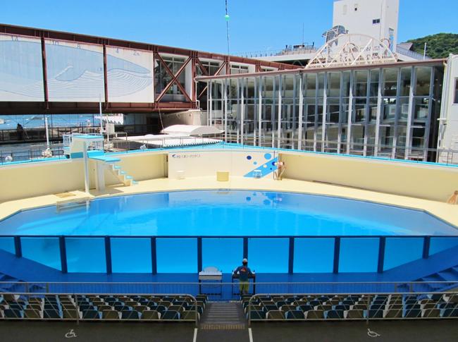 ショースタジアム
