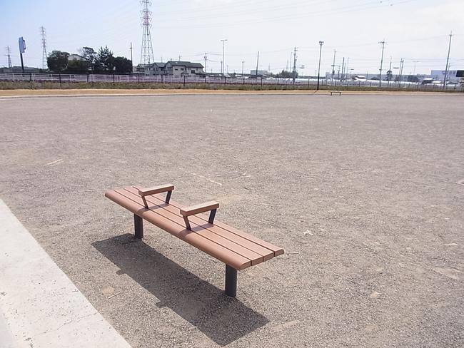 グラウンド