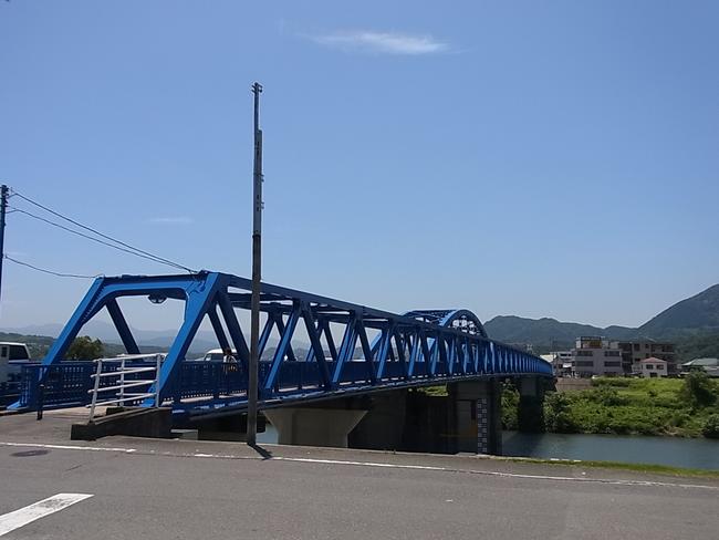 伊豆長岡駅側より