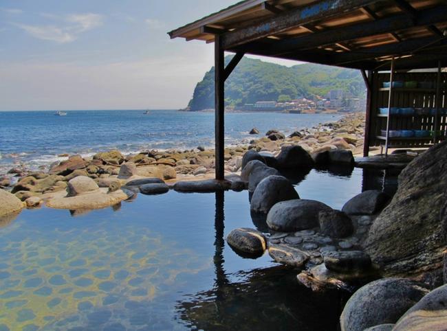 北川露天風呂　黒根岩風呂