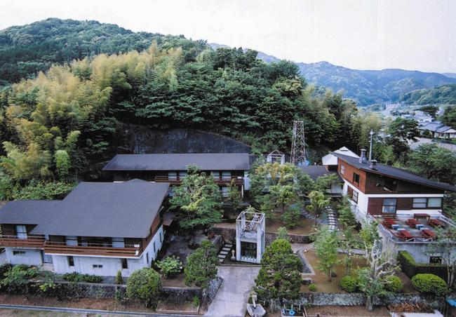 あずさ山の家 全景