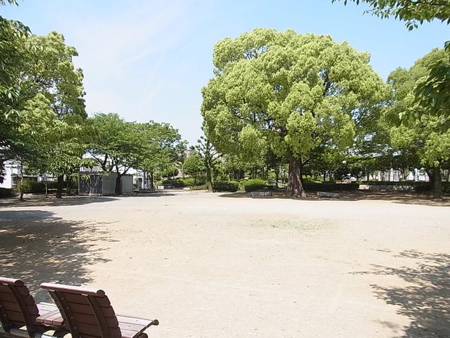 多目的広場