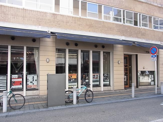 店舗外観