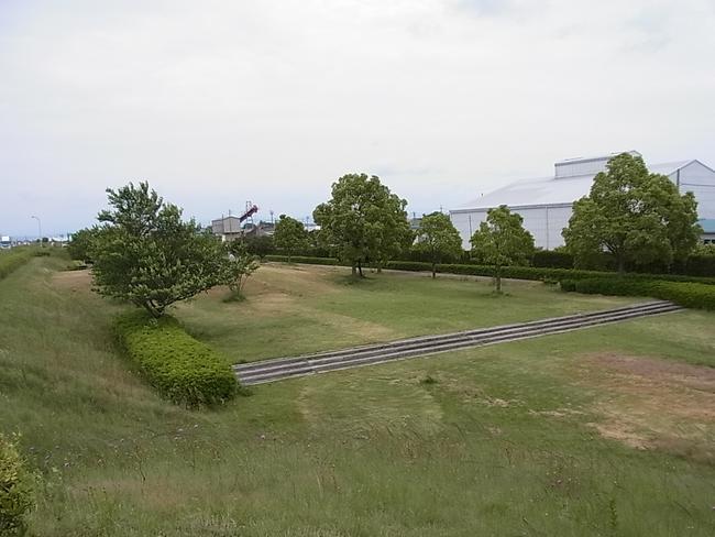 西堀緑地公園