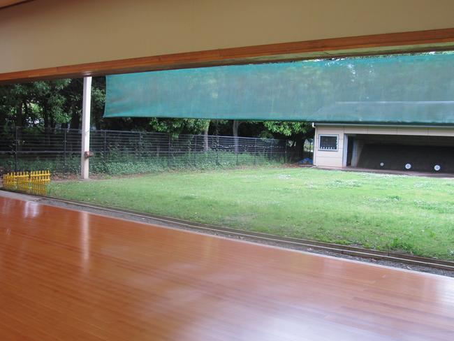 磐田市弓道場　内観