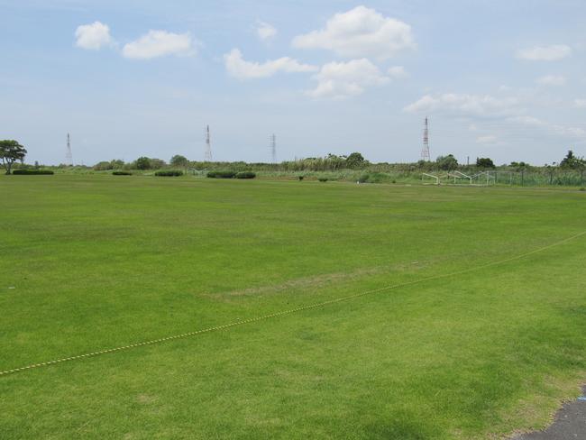 二瀬多目的運動広場　芝生広場