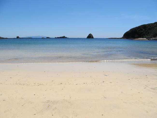 砂浜より海側