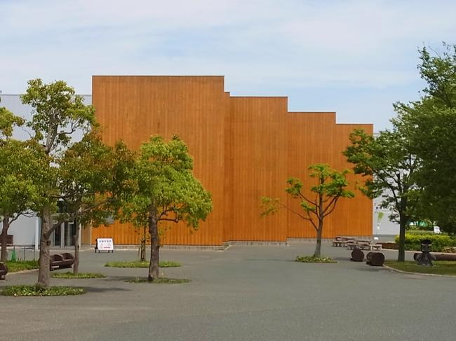 浜名湖ガーデンパーク　　体験学習館　西側