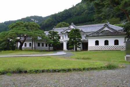 岩科学校
