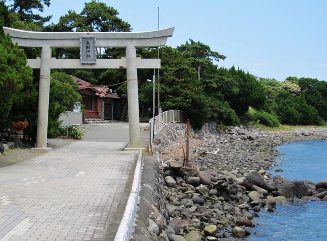 神社鳥居