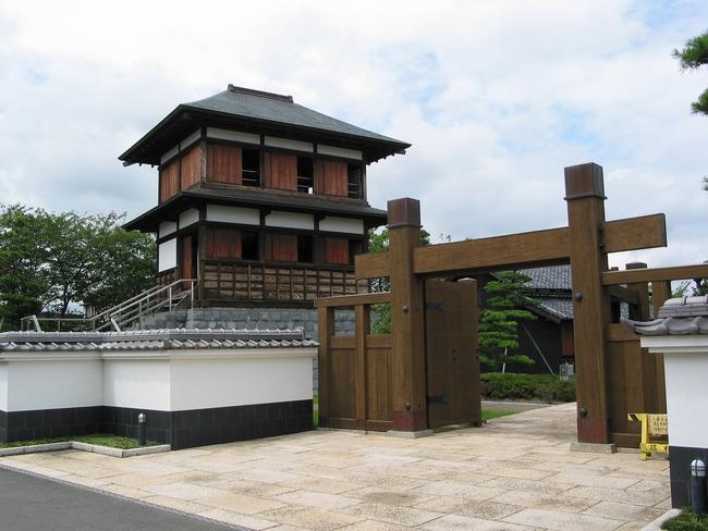 史跡田中城下屋敷①